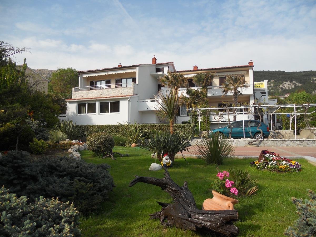 Apartments Mihalic I Baška Esterno foto