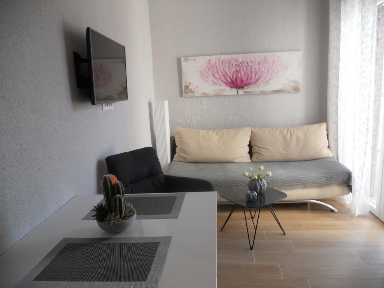 Apartments Mihalic I Baška Esterno foto